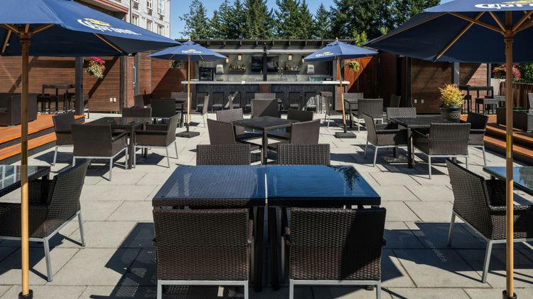 Four Points by Sheraton Victoria Gateway Restaurant