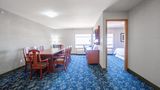 Four Points by Sheraton Saskatoon Suite