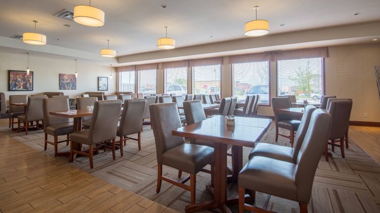 Four Points by Sheraton Saskatoon Restaurant