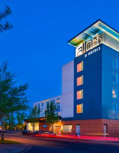 aloft Portland Arpt at Cascade Station