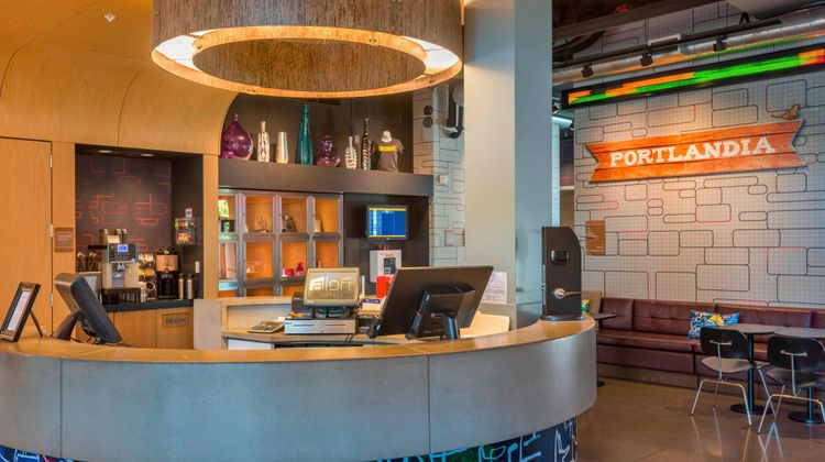aloft Portland Arpt at Cascade Station Lobby