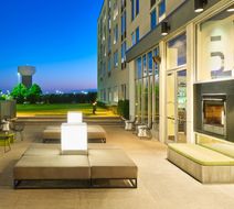 aloft Plano Exterior