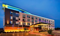 aloft Green Bay