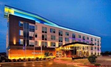 aloft Green Bay