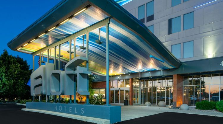 aloft Green Bay Exterior