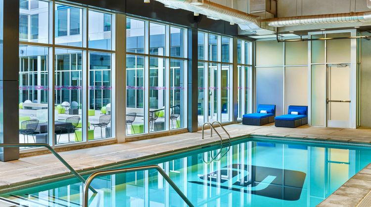 Aloft Denver Airport at Gateway Park Pool