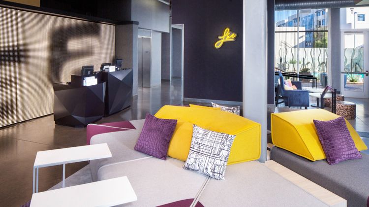 aloft Tempe Lobby