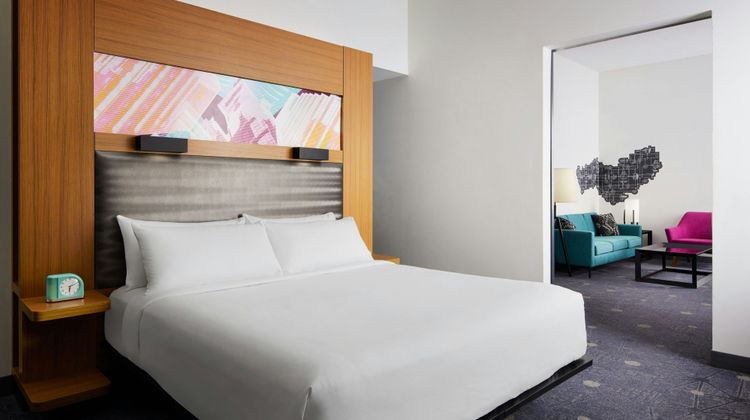 Aloft Leawood-Overland Park Room