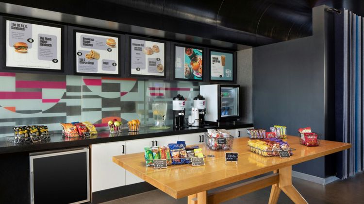 Aloft Phoenix Airport Restaurant