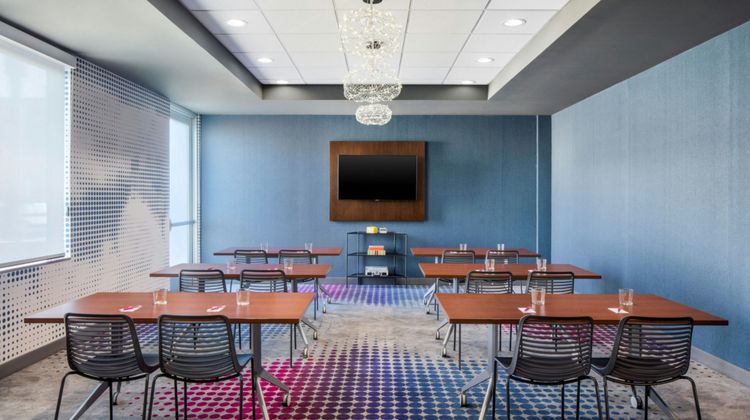 Aloft Phoenix Airport Meeting