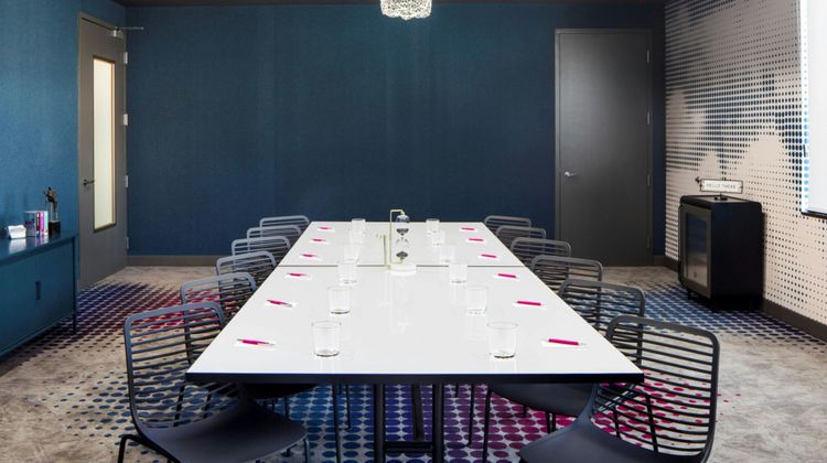 Aloft Phoenix Airport Meeting