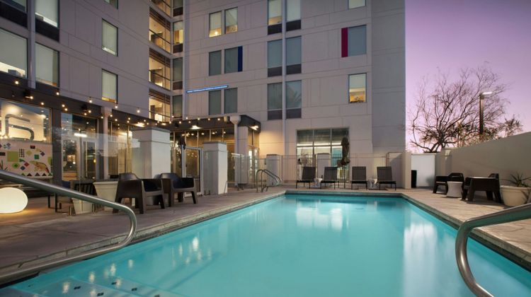 Aloft Phoenix Airport Pool