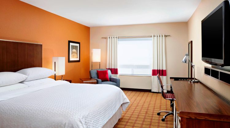 Four Points by Sheraton Edmonton Gateway Room