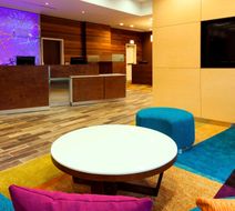 Fairfield Inn & Stes Dwntown/River North Lobby