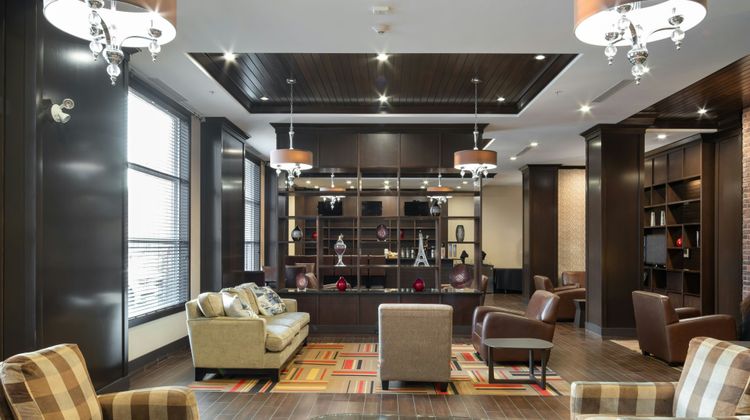 Four Points Sheraton Edmonton Intl Arpt Lobby