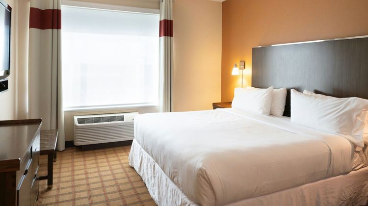 Four Points Sheraton Edmonton Intl Arpt Room