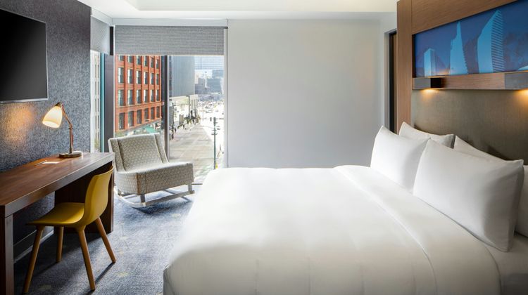 aloft Denver Downtown Room
