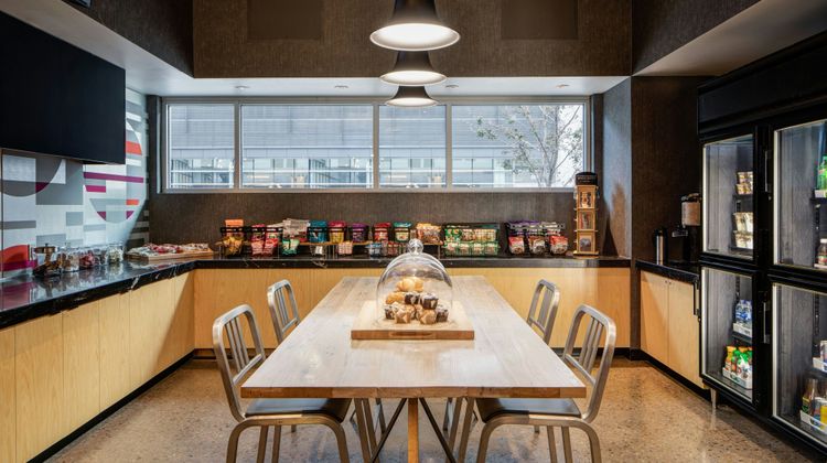 aloft Denver Downtown Restaurant