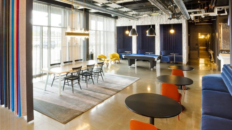 aloft Austin Airport Lobby