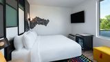 Aloft Omaha West Room