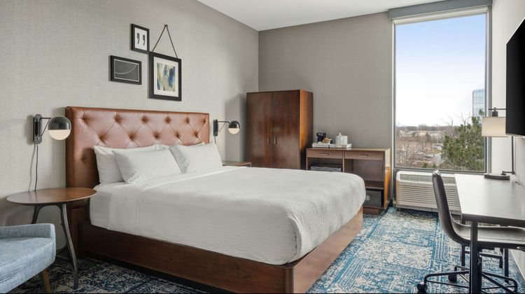 Four Points by Sheraton Westchester Room