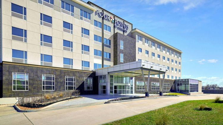 Four Points by Sheraton IAH Airport Exterior