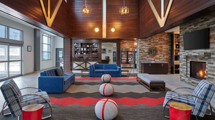 Four Points by Sheraton IAH Airport Lobby