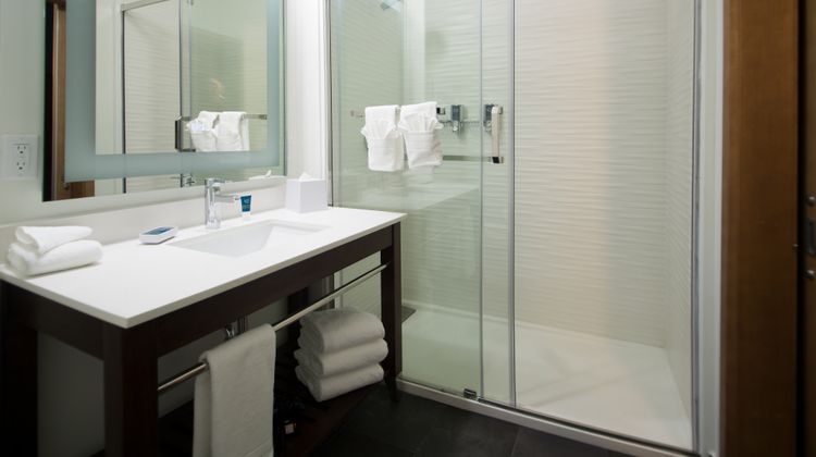 Four Points by Sheraton IAH Airport Room