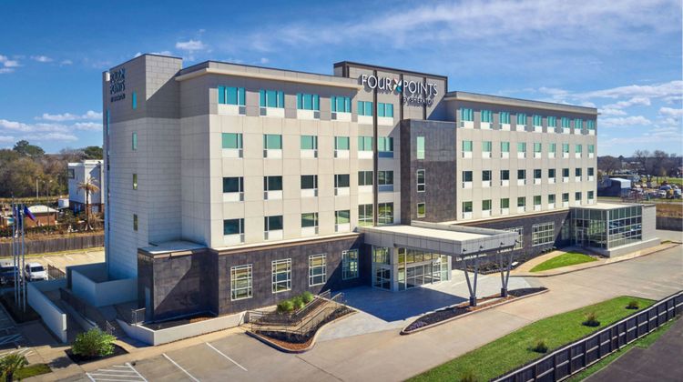 Four Points by Sheraton IAH Airport Exterior