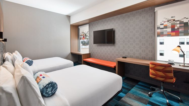 Aloft Seattle Sea-Tac Airport Room