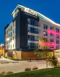 Aloft Arlington Entertainment District