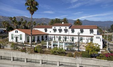 Moxy Santa Barbara