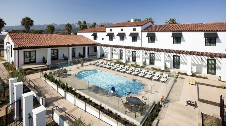 <b>Moxy Santa Barbara Pool</b>. Images powered by <a href="https://www.leonardoworldwide.com/" title="Leonardo Worldwide" target="_blank">Leonardo</a>.