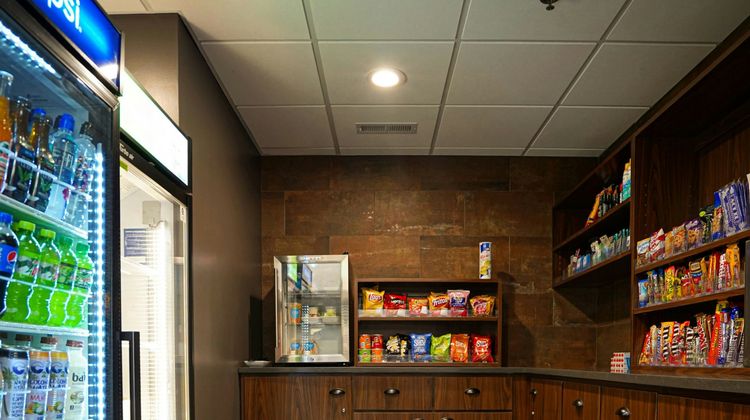 Four Points by Sheraton SLC Airport Lobby