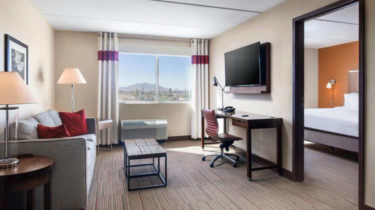 Four Points at Phoenix Mesa Gateway Arpt Room