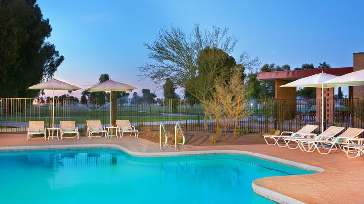 Four Points at Phoenix Mesa Gateway Arpt Pool