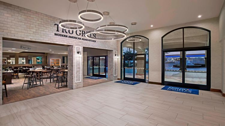 Four Points by Sheraton Anaheim Lobby