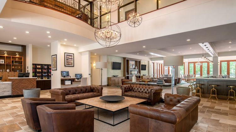 Four Points by Sheraton Santa Cruz Lobby