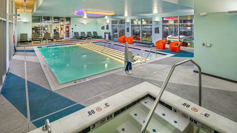 <b>Aloft Anchorage Pool</b>. Images powered by <a href="https://www.leonardoworldwide.com/" title="Leonardo Worldwide" target="_blank">Leonardo</a>.