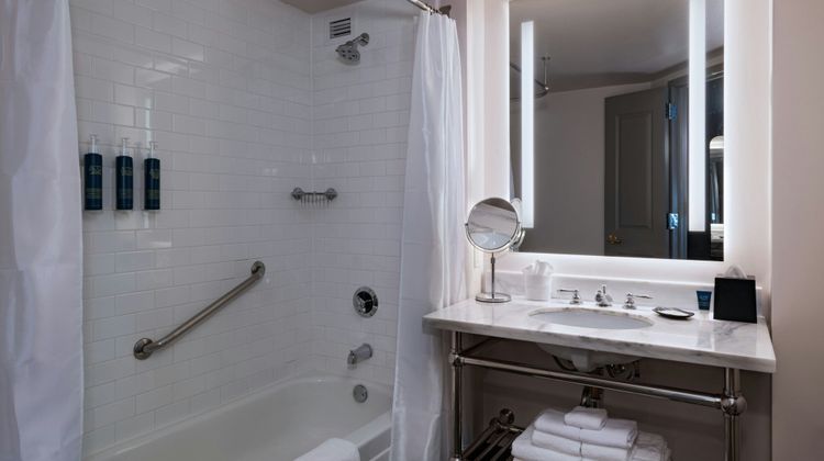 Four Points by Sheraton Houston West Room