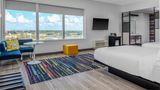 Aloft Dallas Arlington South Suite