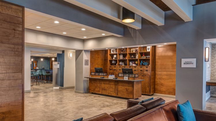 Four Points by Sheraton Anchorage Downtn Lobby
