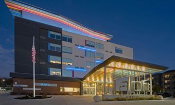 Aloft Omaha Aksarben Village