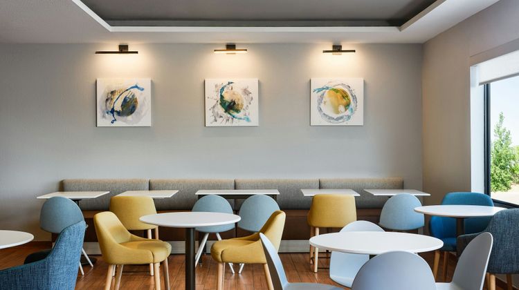 TownePlace Suites Dickinson Restaurant