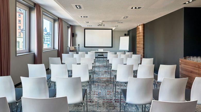 <b>Aloft Munich Meeting</b>. Images powered by <a href="https://www.leonardoworldwide.com/" title="Leonardo Worldwide" target="_blank">Leonardo</a>.
