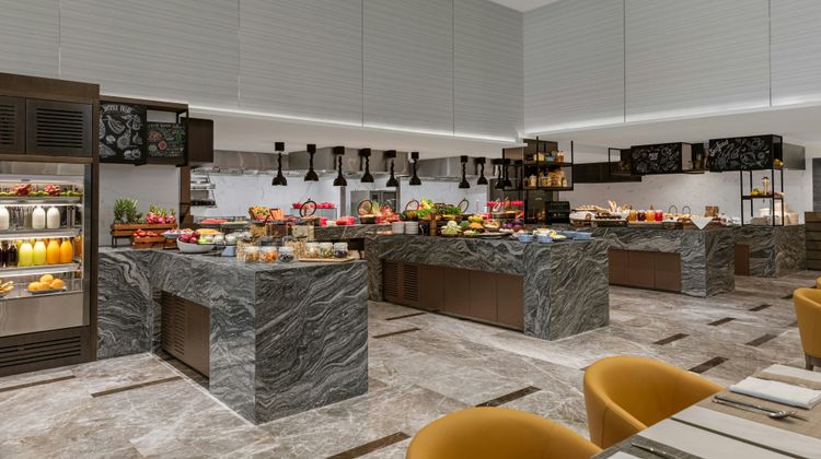 Courtyard by Marriott North Pattaya Restaurant