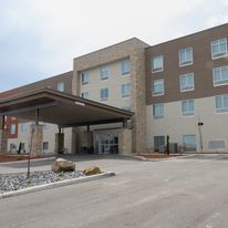 Holiday Inn Express & Suites Mansfield
