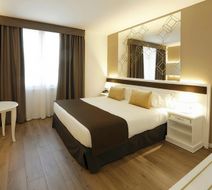 Sercotel Alfonso XIII Hotel Room