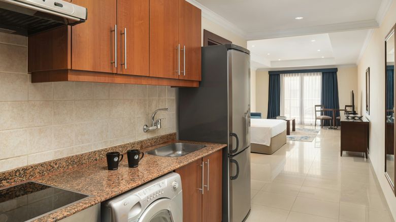 <b>Sedra Arjaan Room</b>. Images powered by <a href="https://www.leonardoworldwide.com/" title="Leonardo Worldwide" target="_blank">Leonardo</a>.