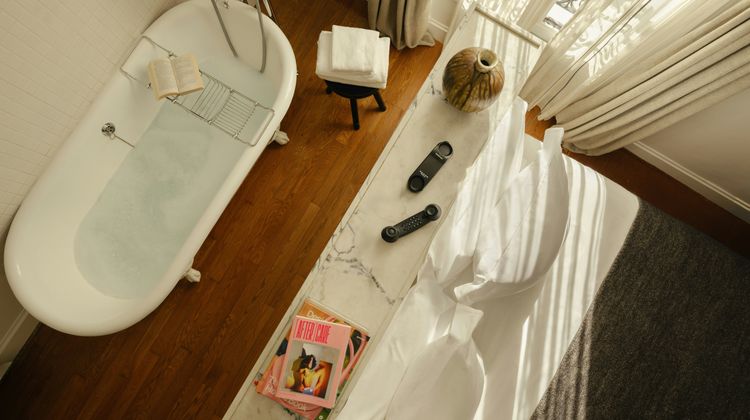 Le Pigalle Room